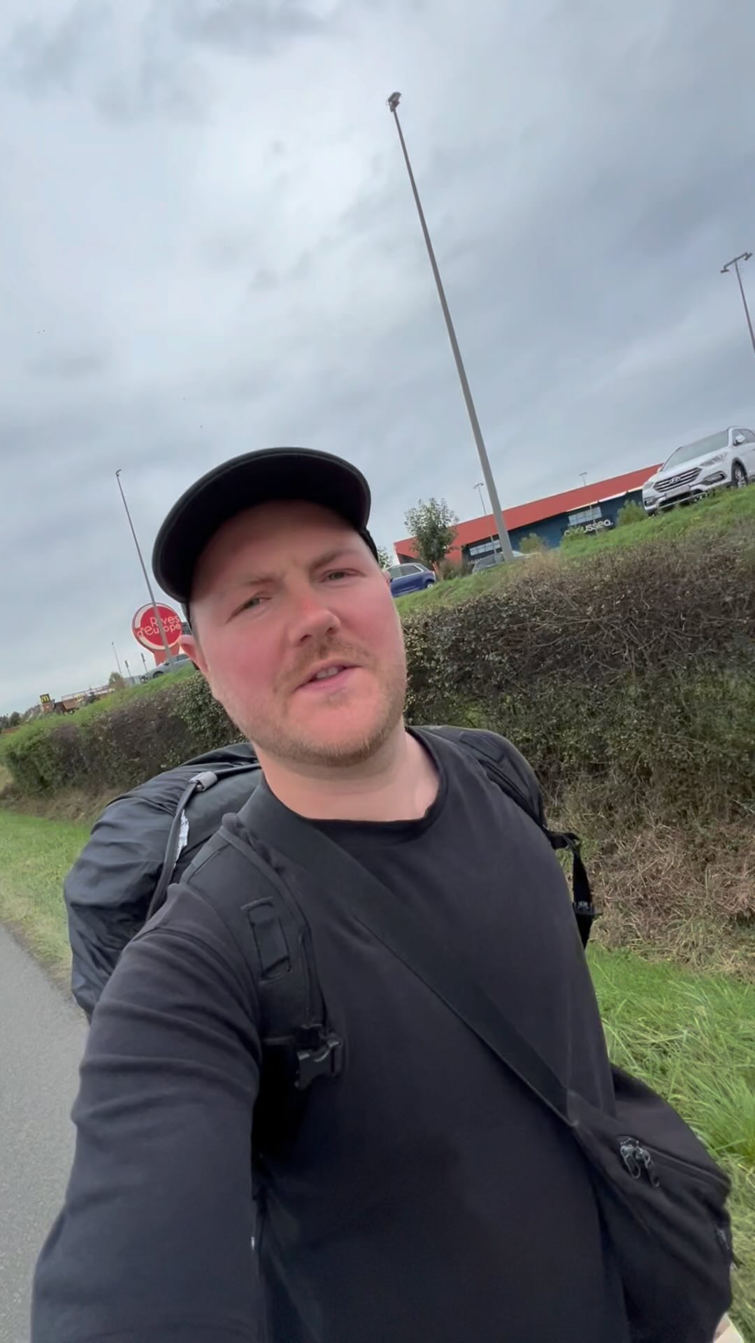 Day 27 of walking from the UK to Vietnam #ukrovietnam #lukedeakin #chubbytrekka #belgium 
@flexxedtv